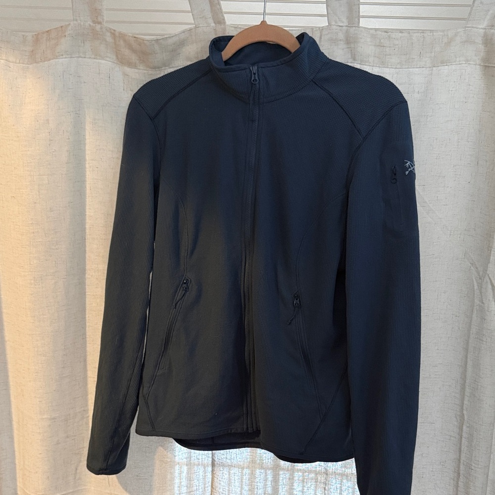 Arc'teryx Dark Blue Lightweight fleece mid layer